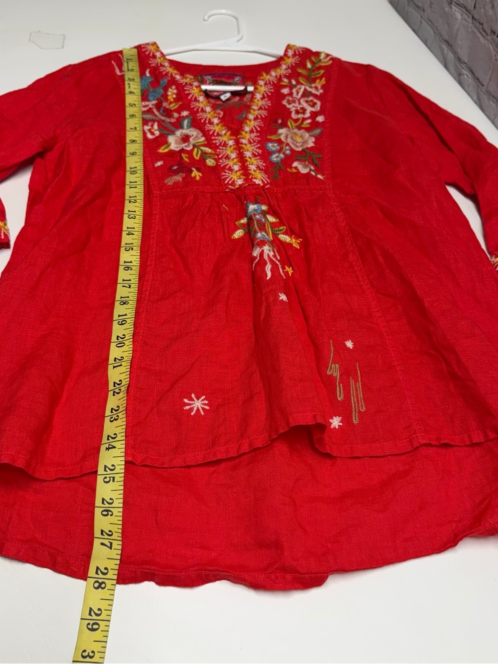 Johnny Was Lissa weekend a Red Embroidered Floral Tunic Sz Sx - Picture 3 of 13
